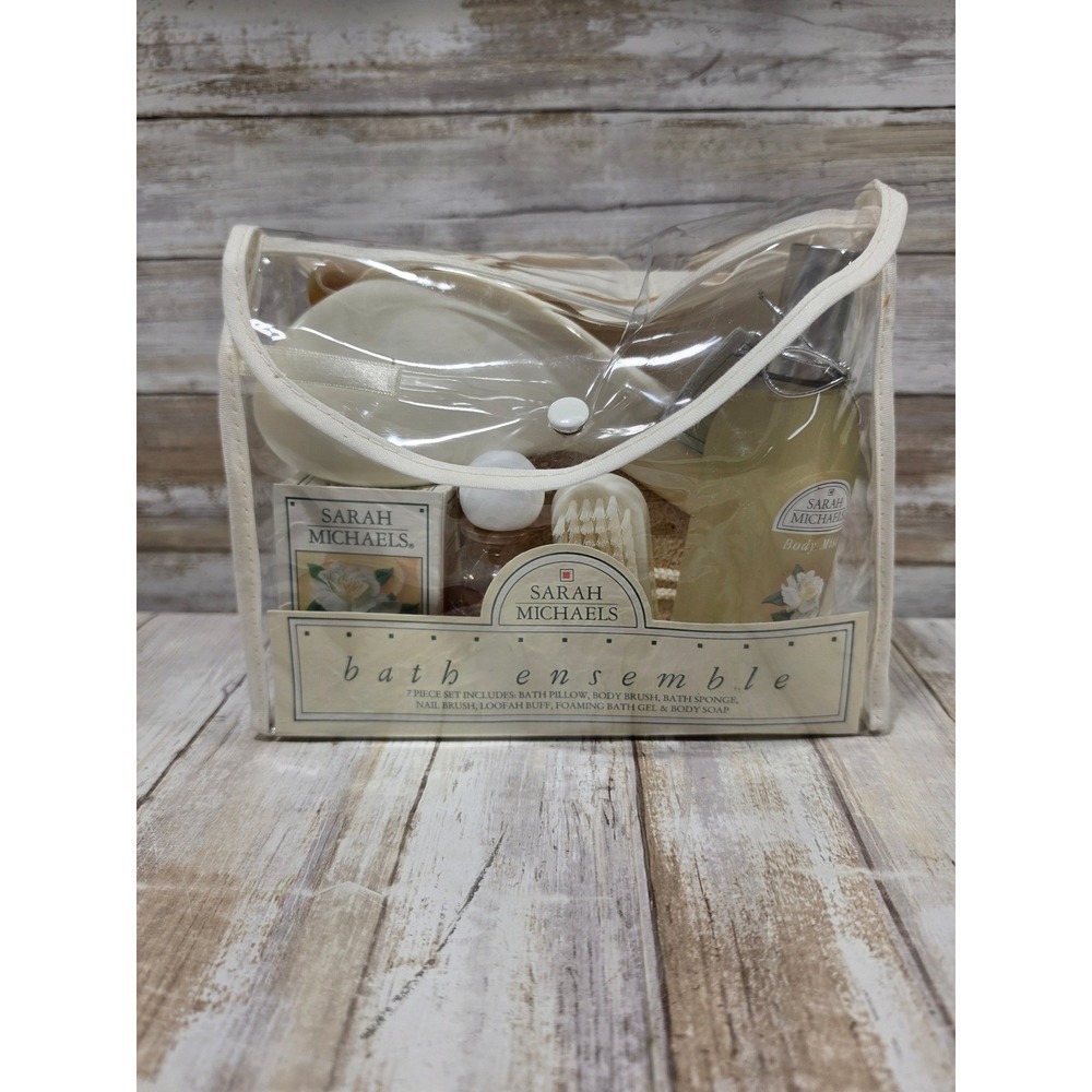 Sarah Michaels Gardenia Bath Ensemble Spa Gift Set New in Bag READ